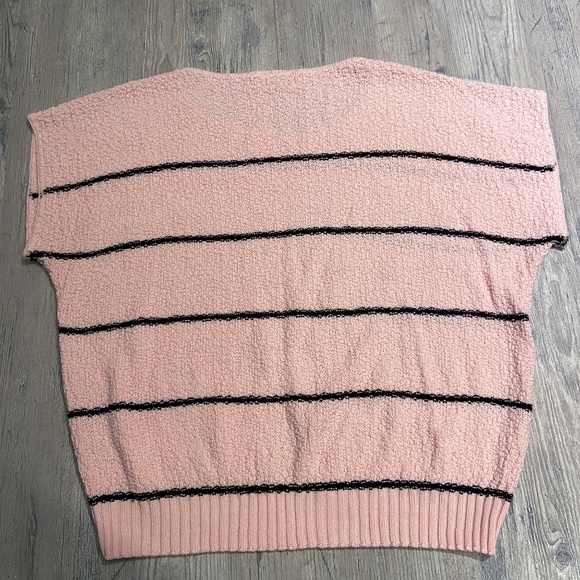 Vintage Turtle Bay Pink Black Striped Crew Neck Short Sleeve Sleeveless Sweater - Picture 2 of 13